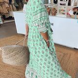 Robe midi Mana à imprimé floral vert, vue de dos