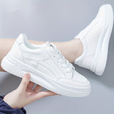Maëlle - Chic baskets blanches confort léger