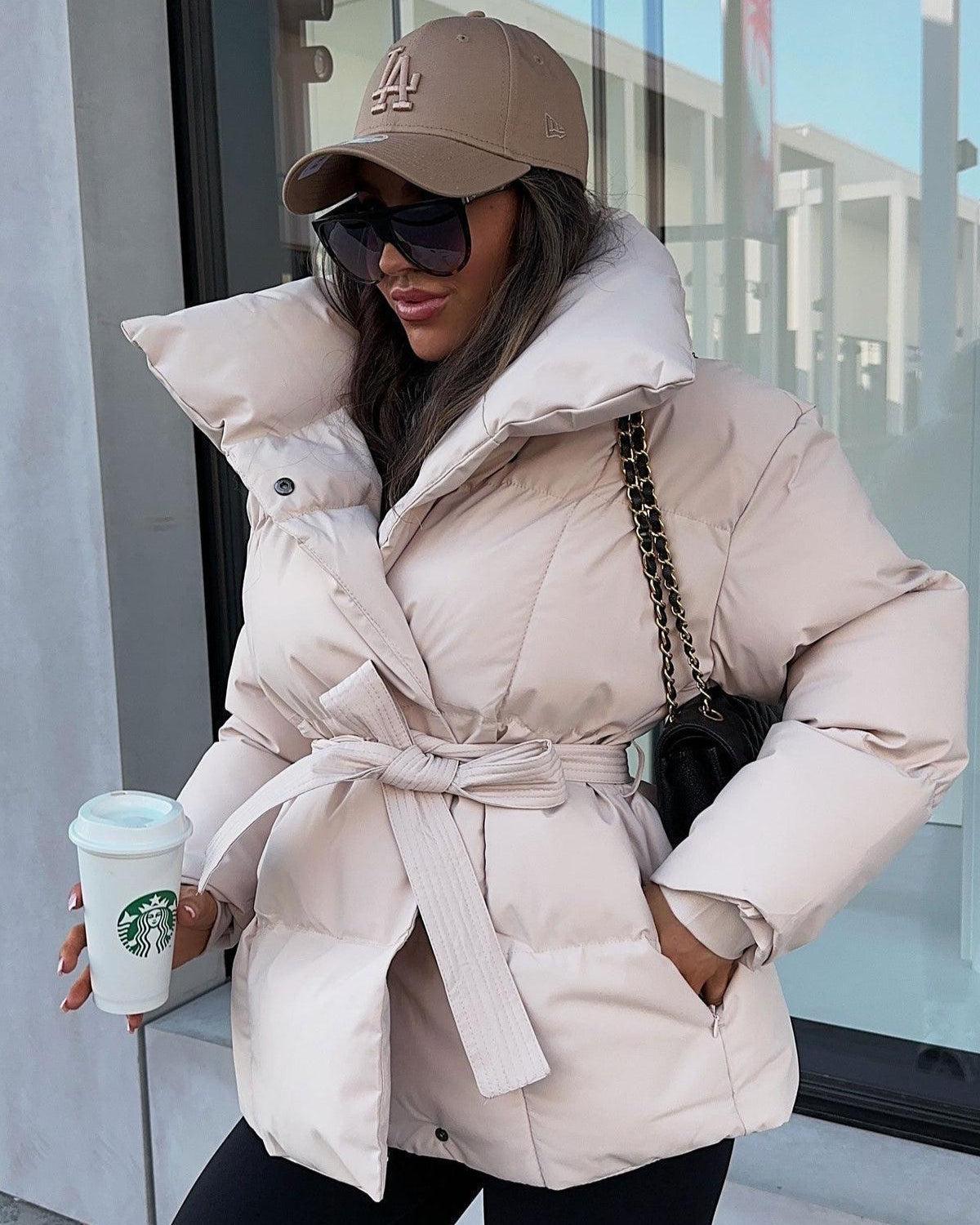 Élise – manteau oversize détail du poignet
