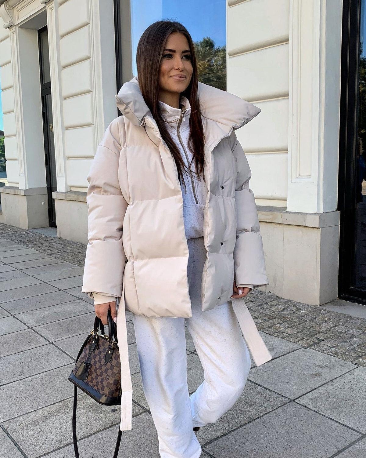 Élise – manteau oversize détail de la poche