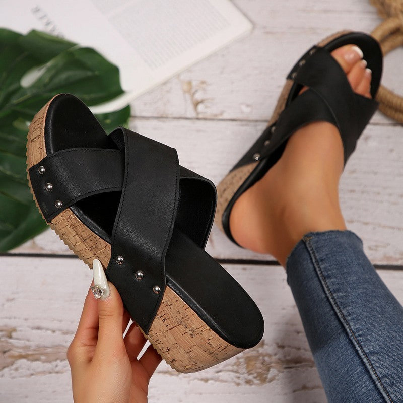 Oakley - Sandales à talons compensés au style boho